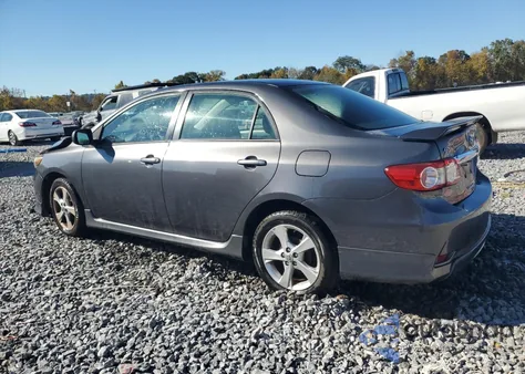 2013 Toyota Corolla Base z USA, uszkodzony, nr VIN 5YFBU4EEXDP108288